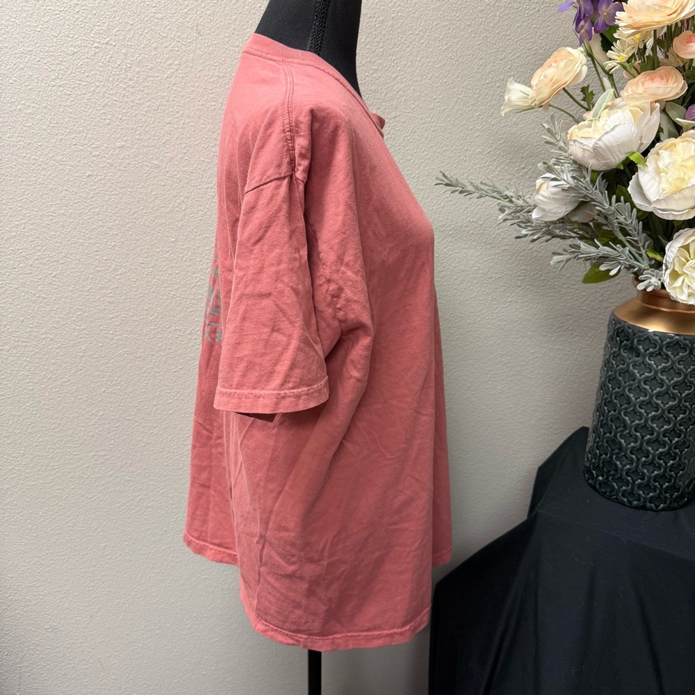 Magnolia Silos Waco TX Graphic Pocket Tee Coral Pink Cotton XL Unisex - Picture 5 of 7